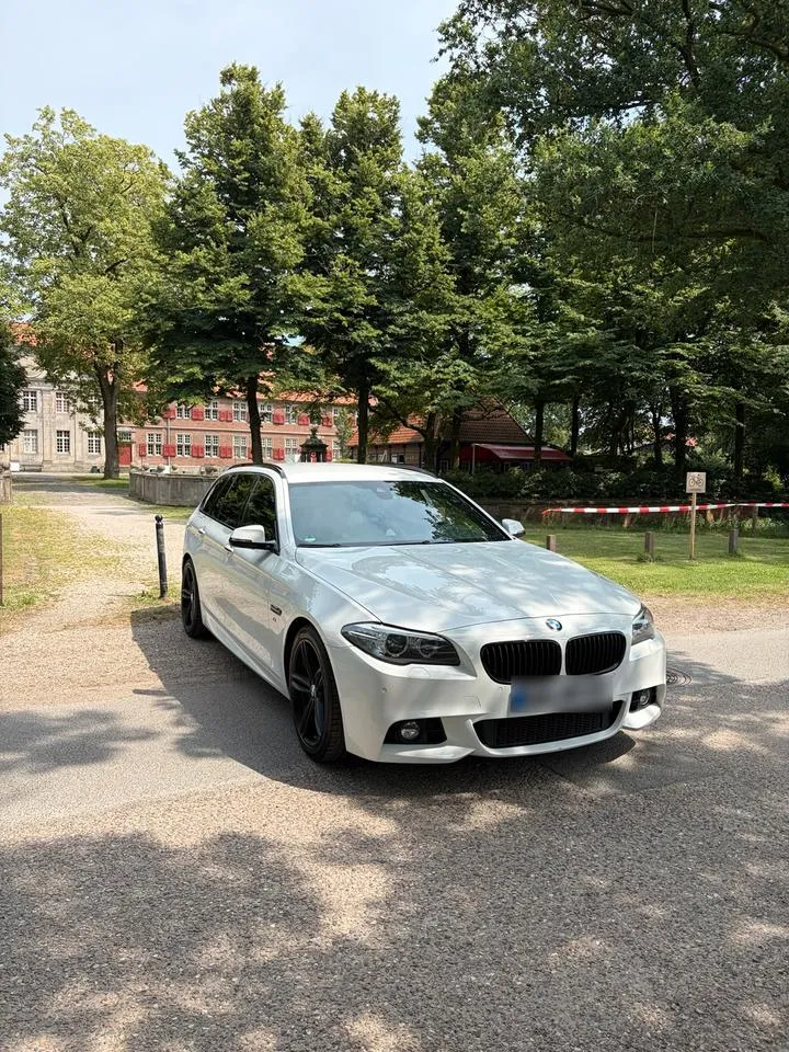 BMW F11