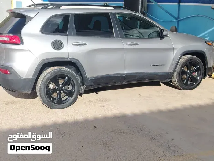 Jeep Cherokee