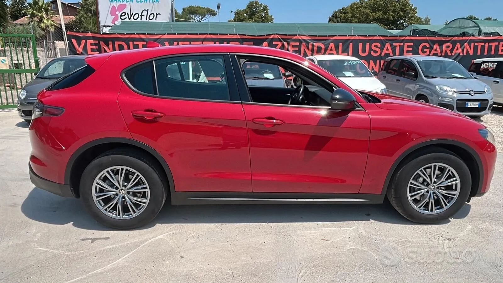 Alfa Romeo Stelvio 2023 photo 4