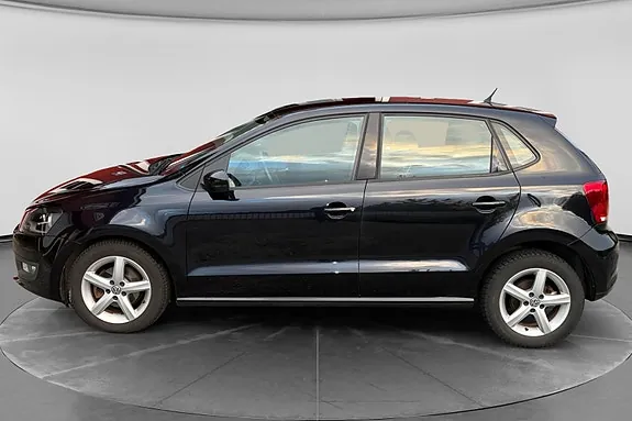 Volkswagen Polo 2014 photo 2