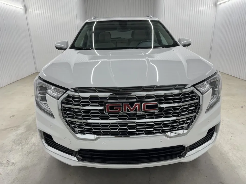 GMC Terrain 2024 photo 3