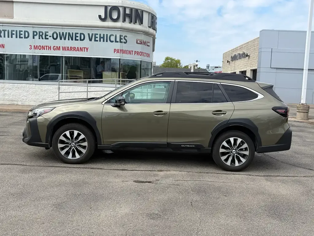 Subaru Outback 2024 photo 2