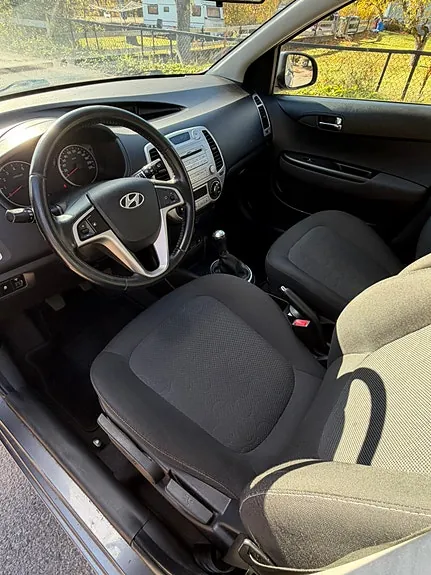 Hyundai I20 2011 photo 3