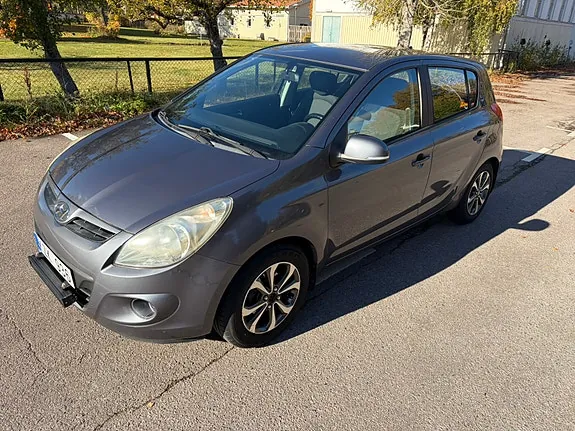 Hyundai I20