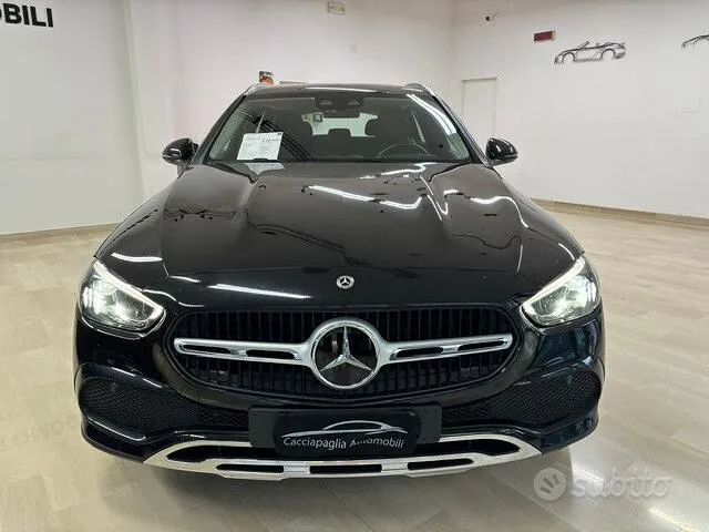 Mercedes-Benz C-Class 2023 photo 2
