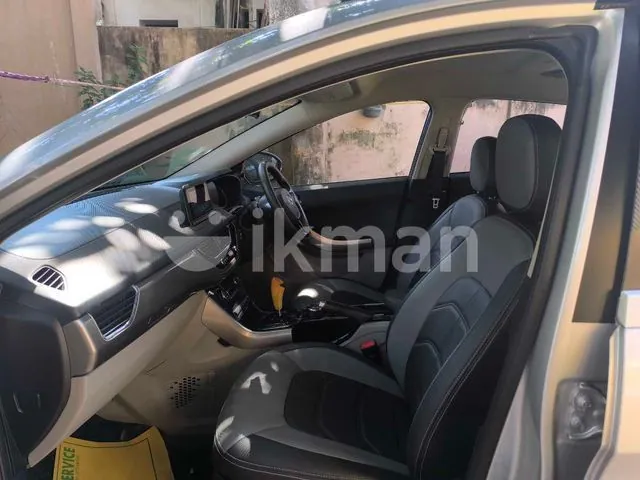 Tata Nexon 2018 photo 4