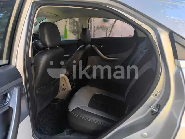 Tata Nexon 2018 photo 5