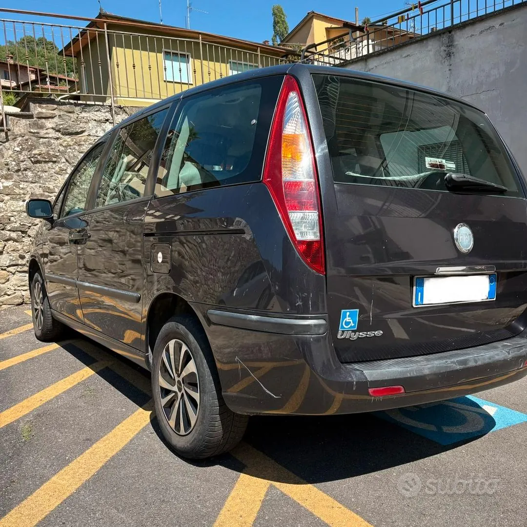 Fiat Ulysse 2005 photo 2