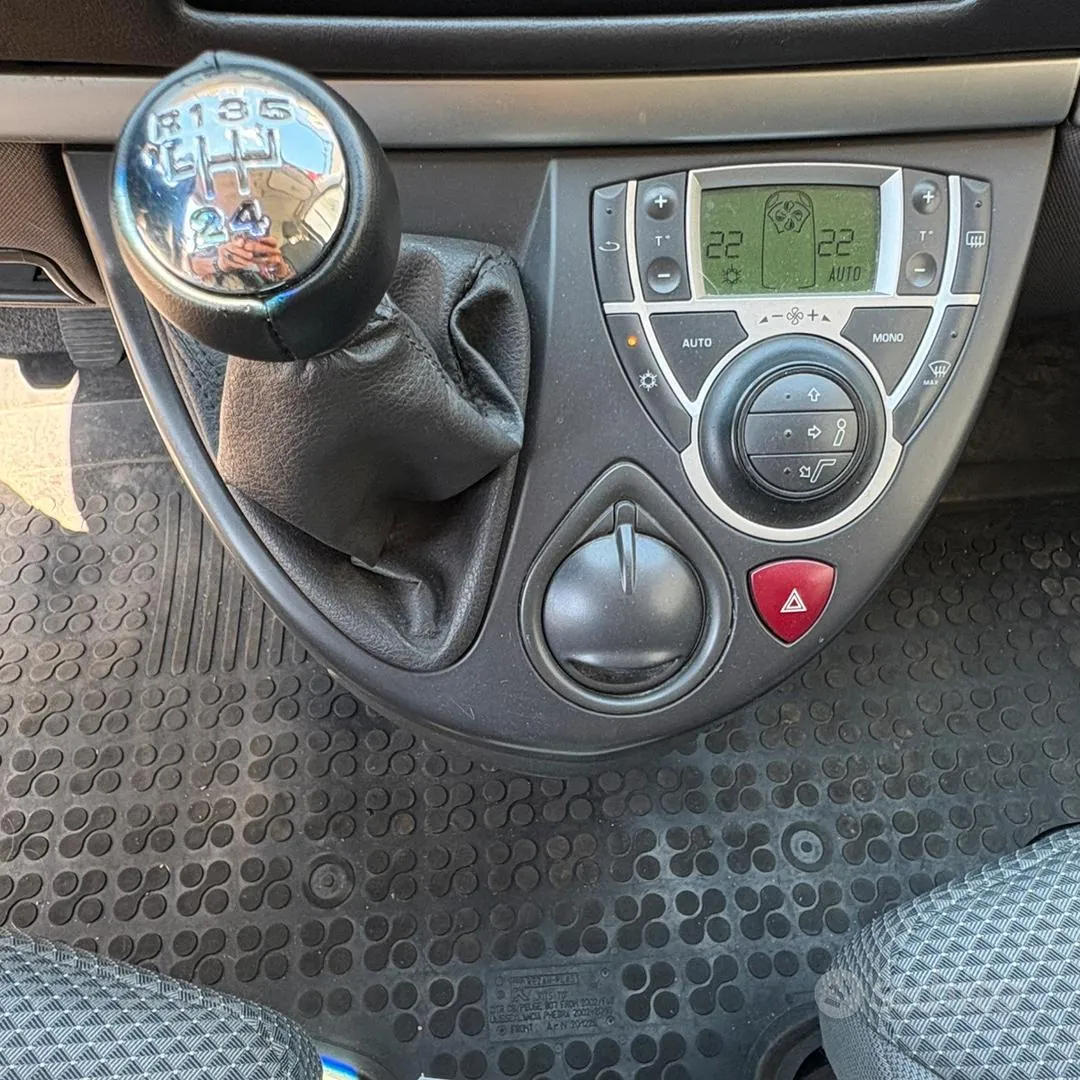 Fiat Ulysse 2005 photo 4