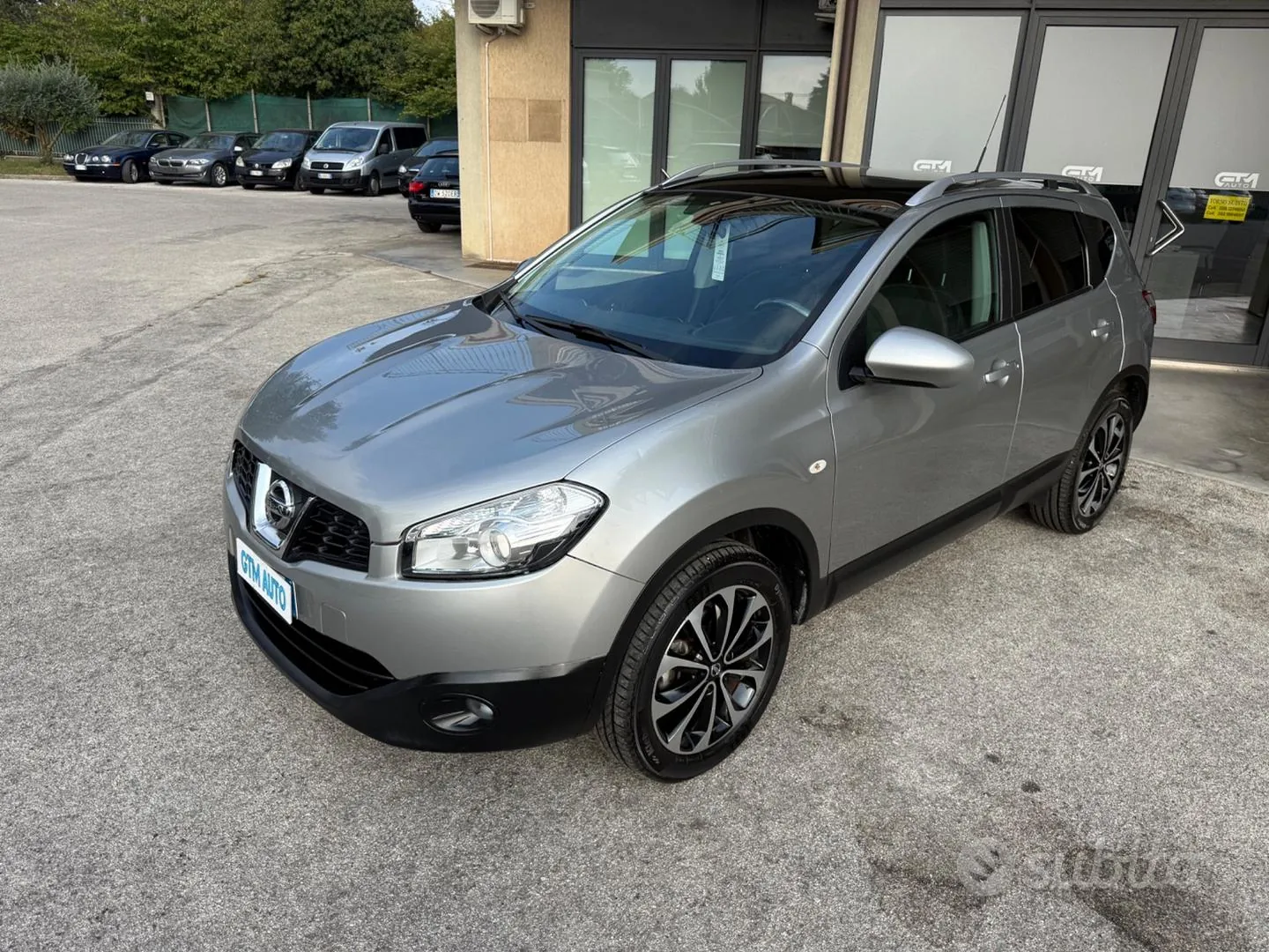 Nissan Qashqai 2011 photo 2