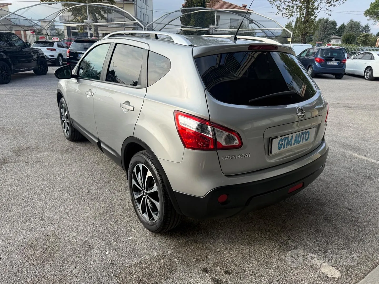 Nissan Qashqai 2011 photo 4