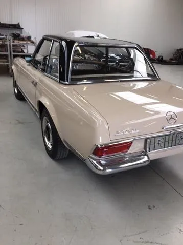 Mercedes-Benz Pagode 230 Sl