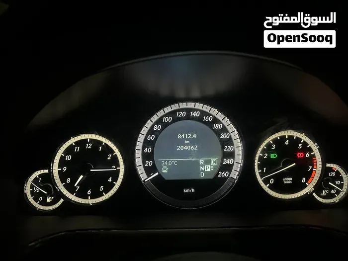 Mercedes-Benz E-Class 2011 photo 4