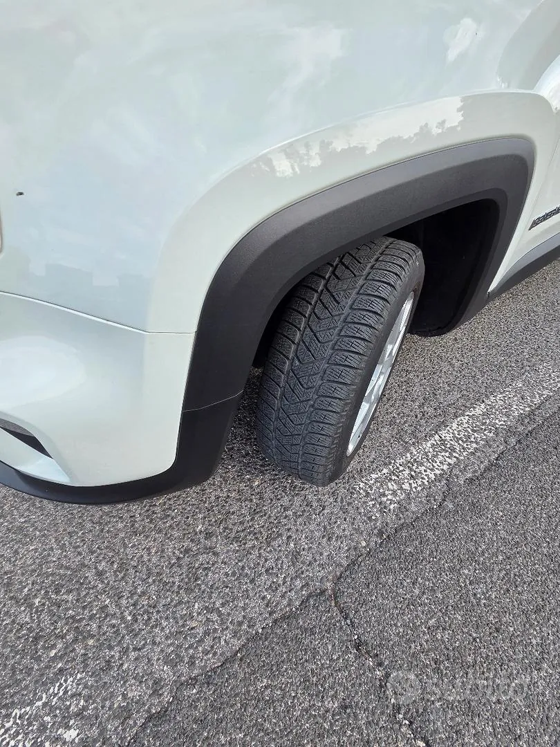 Jeep Renegade 2022 photo 3
