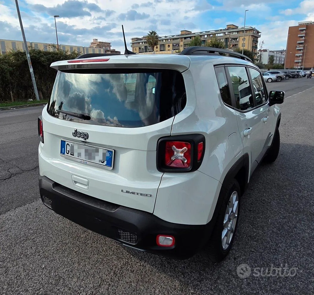 Jeep Renegade 2022 photo 2