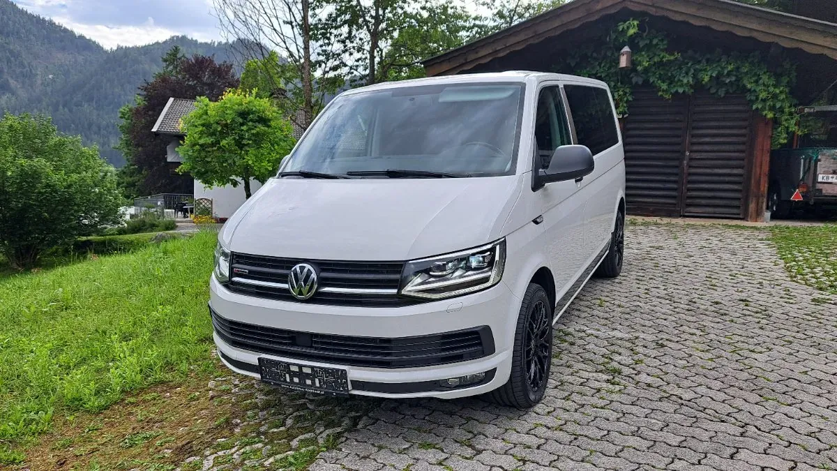 Volkswagen T6 Multivan Trendline 2016 photo 3