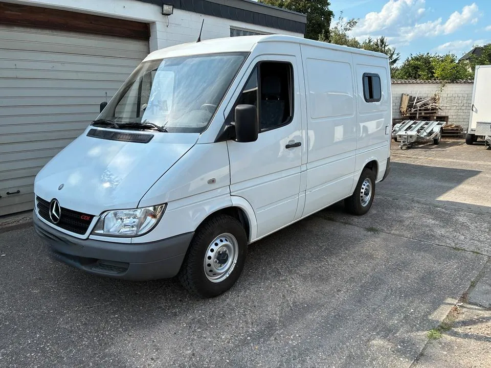 Mercedes-Benz Sprinter