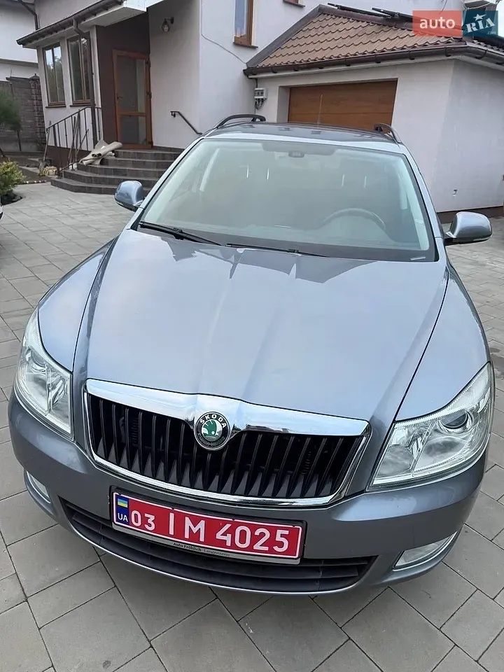 Skoda Octavia 2013 photo 2