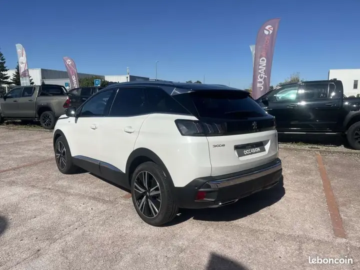 Peugeot 3008 2021 photo 2