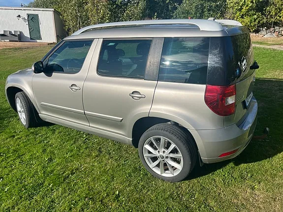 Skoda Yeti 2014 photo 3
