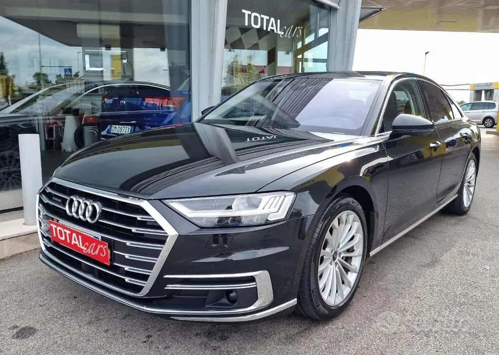 Audi A8 2021 photo 3