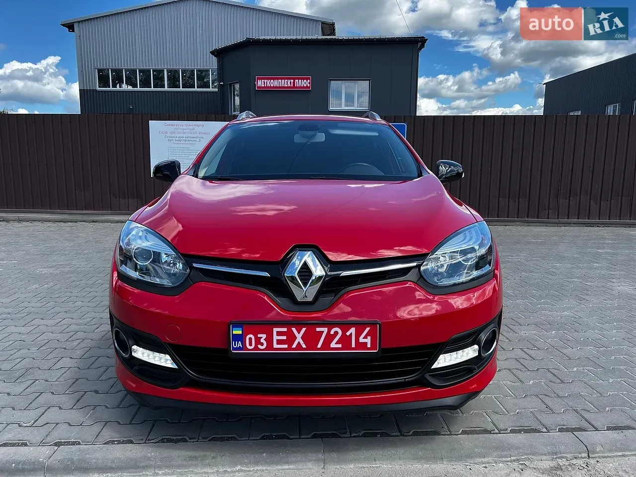 Renault Megane 2014 photo 2