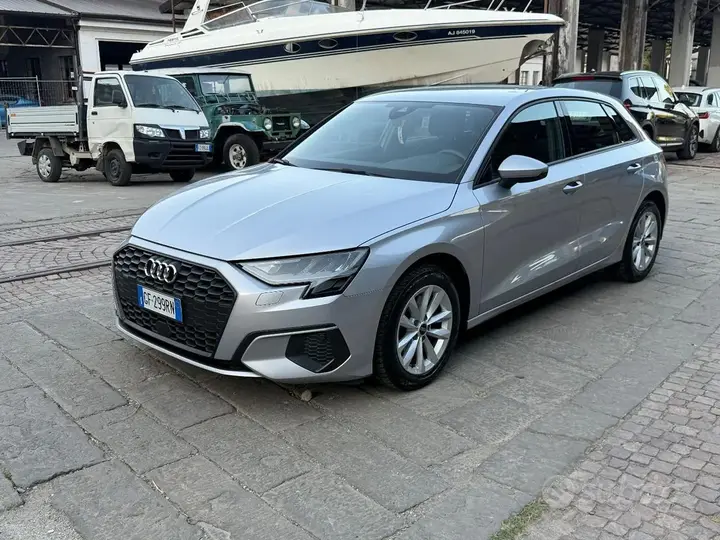 Audi A3 2021 photo 2