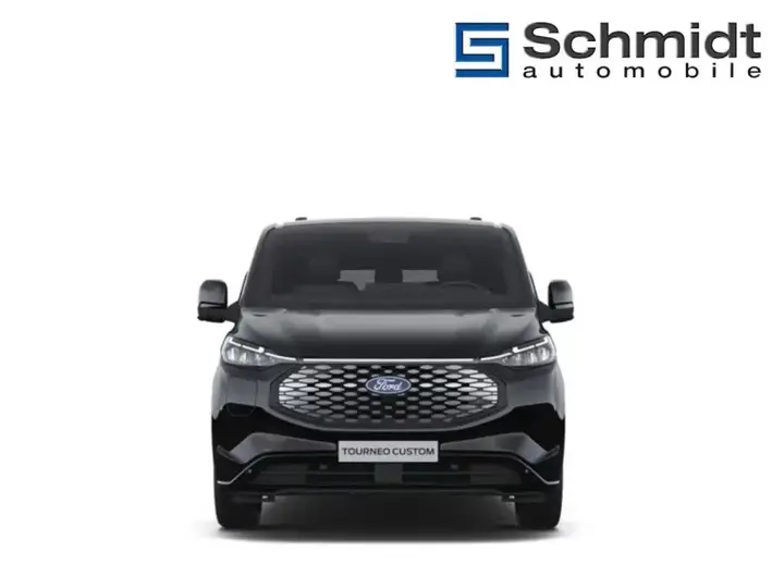 Ford Transit photo 2