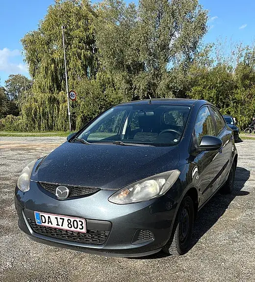Mazda 2