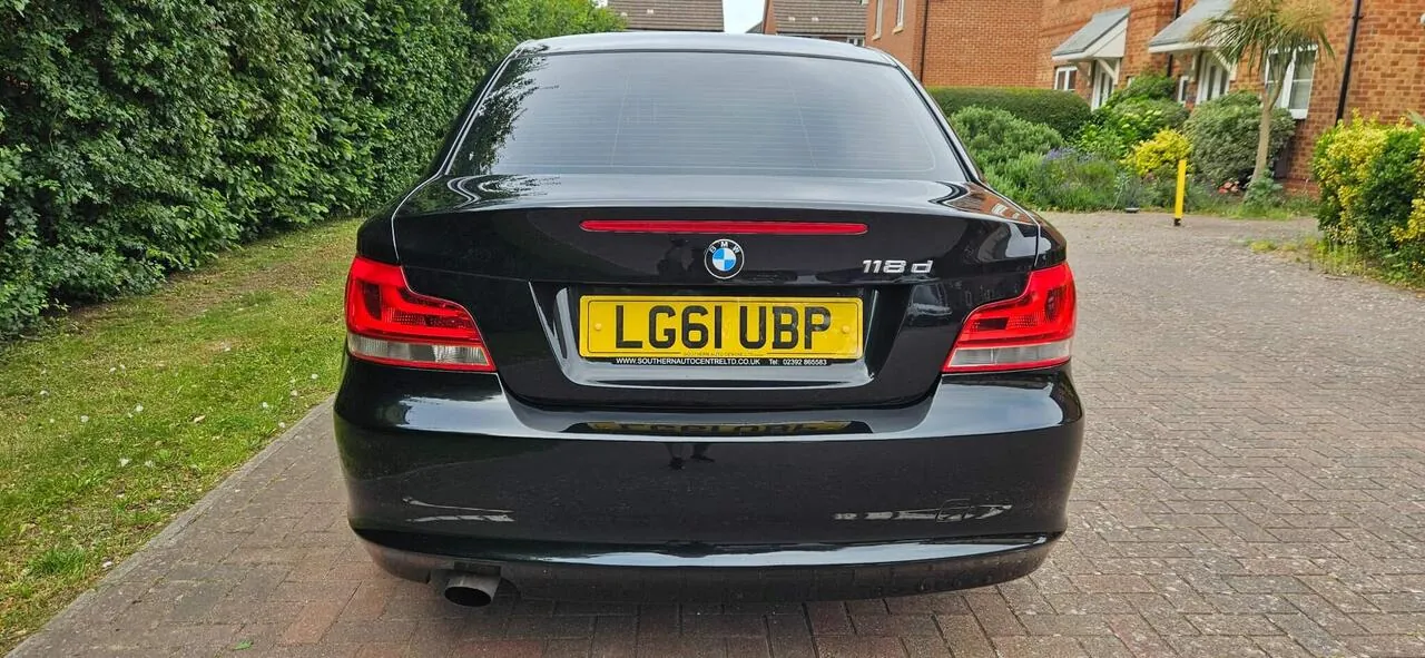 BMW 1 Series 2011 photo 4