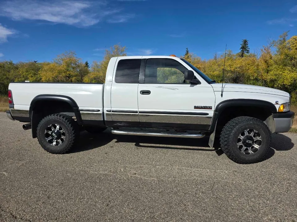 Dodge Ram 2500 1999 photo 3