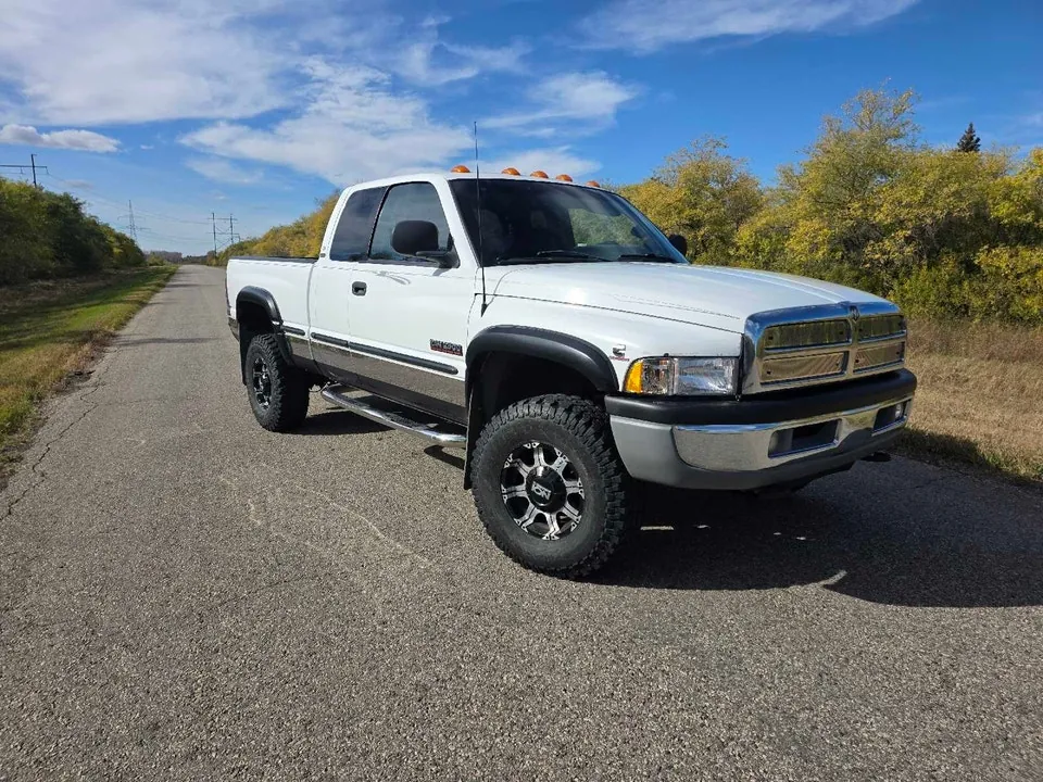 Dodge Ram 2500 1999 photo 2