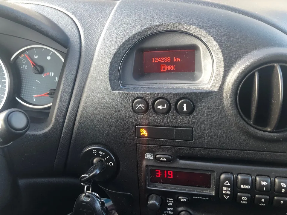 Pontiac Grand Prix 2008 photo 5