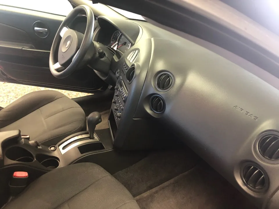 Pontiac Grand Prix 2008 photo 4
