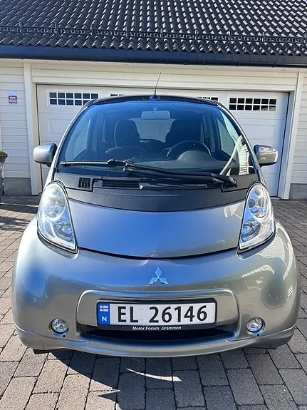 Mitsubishi I-Miev 2013 photo 5