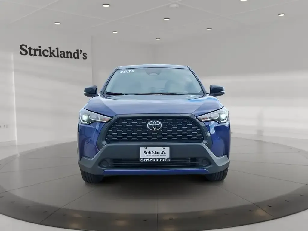 Toyota Corolla Cross 2025 photo 2