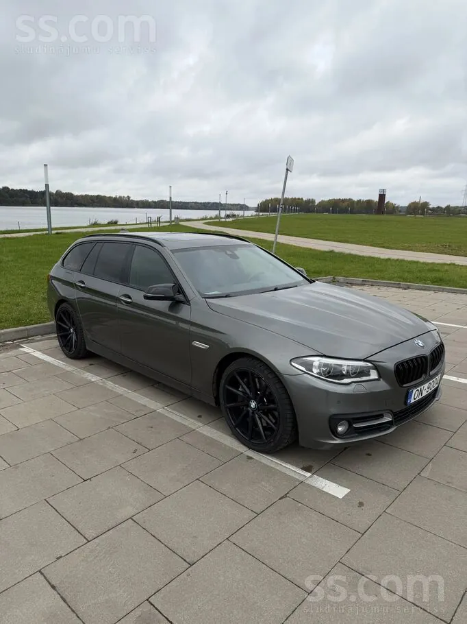 BMW 530 2015 photo 4