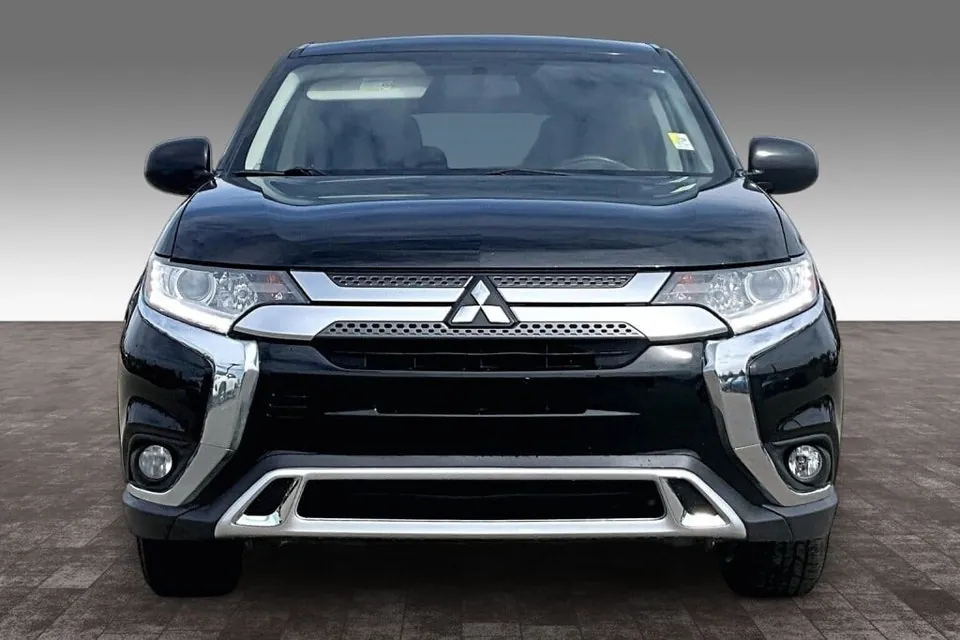 Mitsubishi Outlander 2020 photo 3