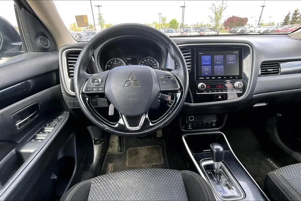 Mitsubishi Outlander 2020 photo 5
