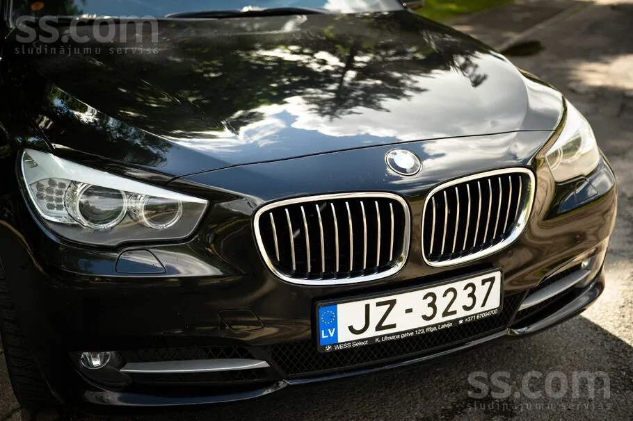BMW 530 2011 photo 4