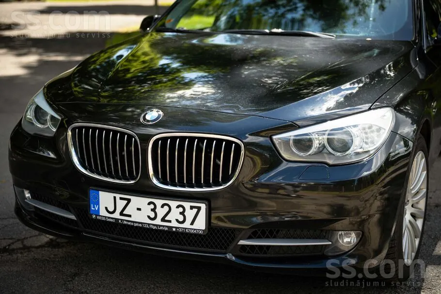 BMW 530 2011 photo 3
