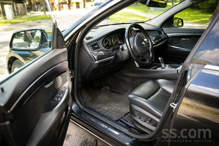 BMW 530 2011 photo 5