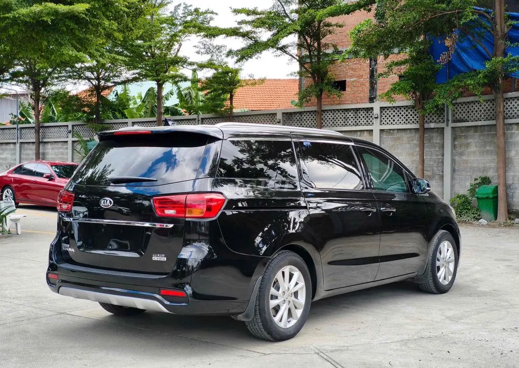 Kia Sedona 2020 photo 5