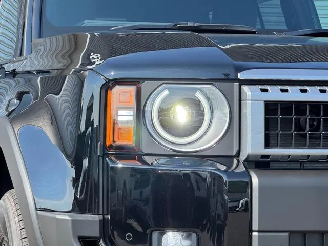 Toyota Land Cruiser 250 2026 photo 3
