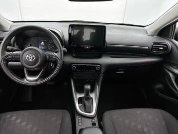 Toyota Yaris 2024 photo 3