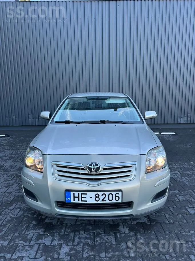 Toyota Avensis 2008 photo 2