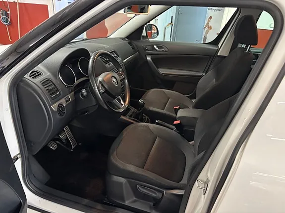 Skoda Yeti 2014 photo 5