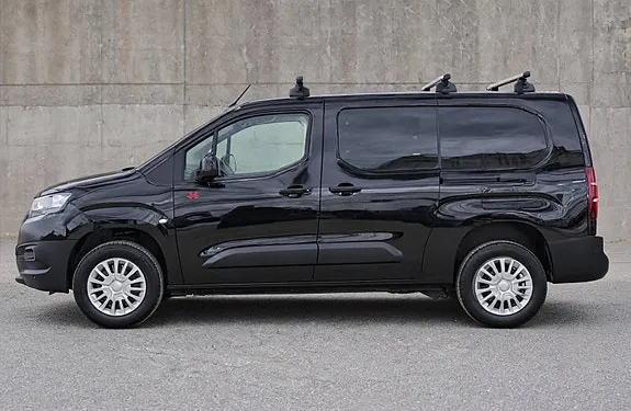 Toyota Proace City 2024 photo 2