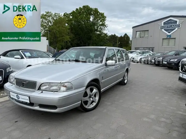 Volvo V70