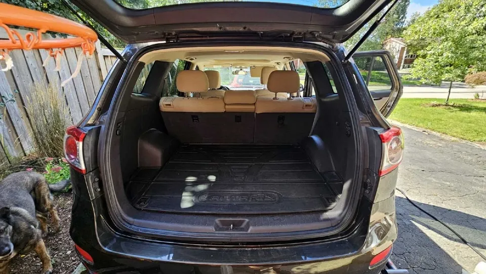 Hyundai Santa Fe 2011 photo 4